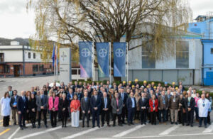 Bayer celebra 125 años en su planta de La Felguera