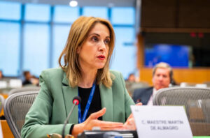 Cristina Maestre: “Hay que reforzar la posición de los agricultores en la cadena de valor”
