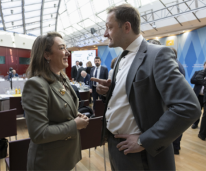 Castilla y León defiende ante Hansen una PAC que priorice al agricultor profesional, las infraestructuras hídricas y a los jóvenes