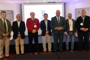 Castilla-La Mancha presenta ocho propuestas clave de reforma de la PAC al comisario europeo de Agricultura