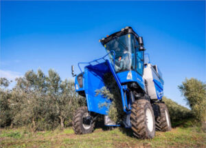 New Holland despliega su gama más innovadora en Expoliva 2025