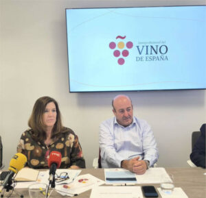 El sector vitivinícola aporta 2% del empleo nacional y lanza campaña de consumo responsable