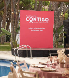 INTERPORC colabora en la Cena Contigo Port D’Aro 2025 en apoyo a la investigación contra el cáncer femenino