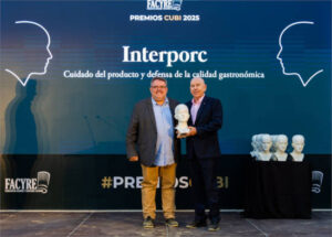 INTERPORC recibe el Premio Cubí 2025 por su defensa de la calidad gastronómica