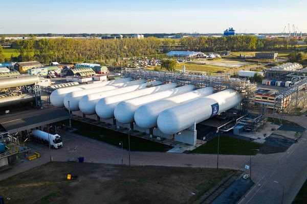 Yara inaugura en Países Bajos la mayor planta de captura de carbono de Europa