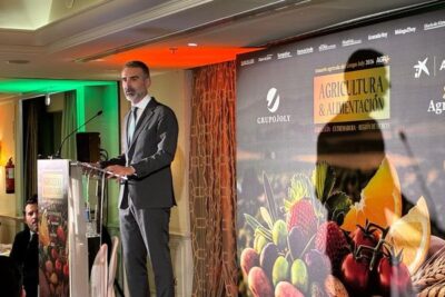 Andalucía adelantará 775 M€ de la PAC desde el 16 de octubre y pide blindar la intervención de frutas y hortalizas